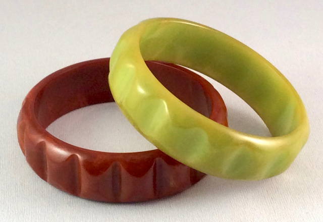 BB15 pillow carved bangles